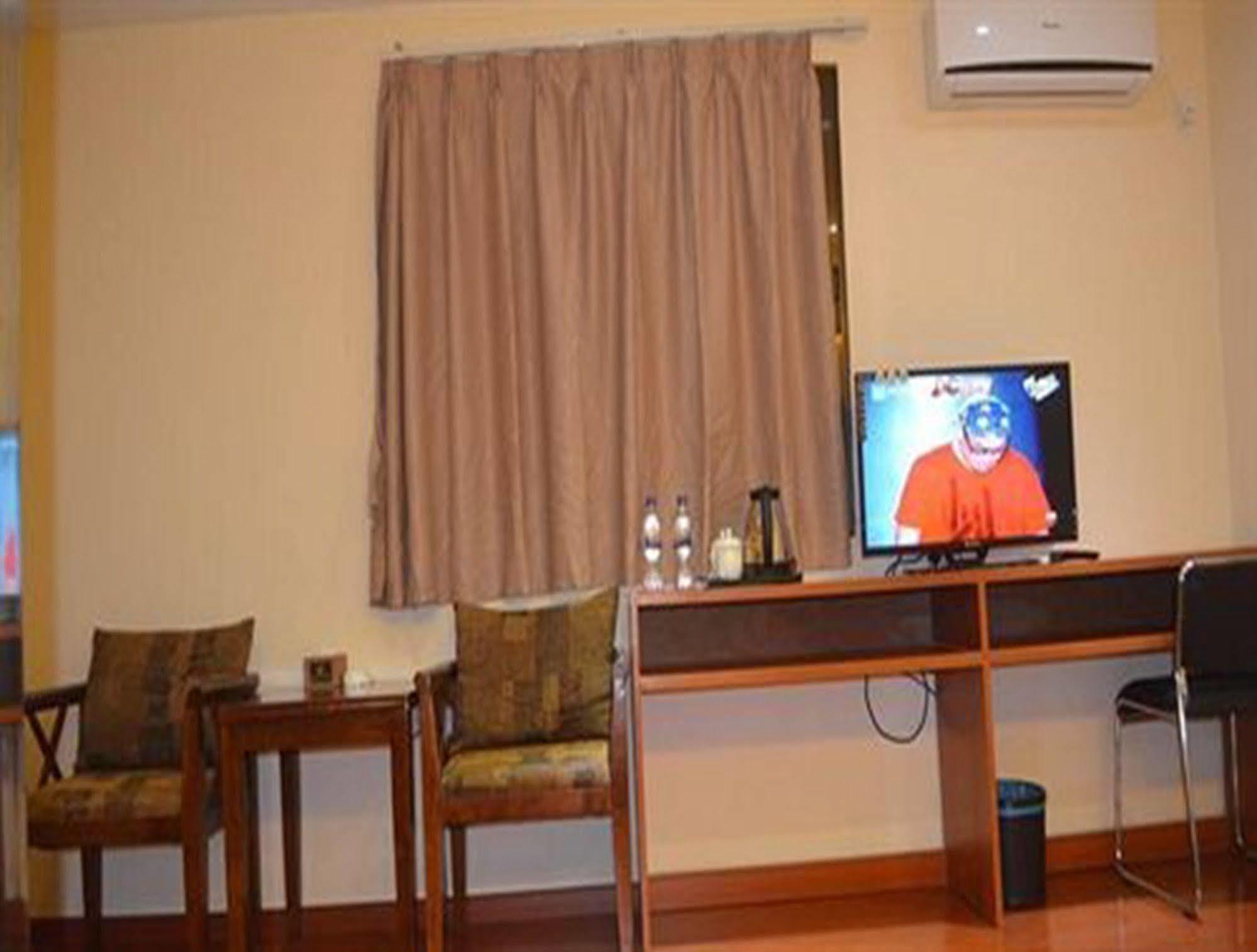 Good Luck Hotel 양곤 외부 사진