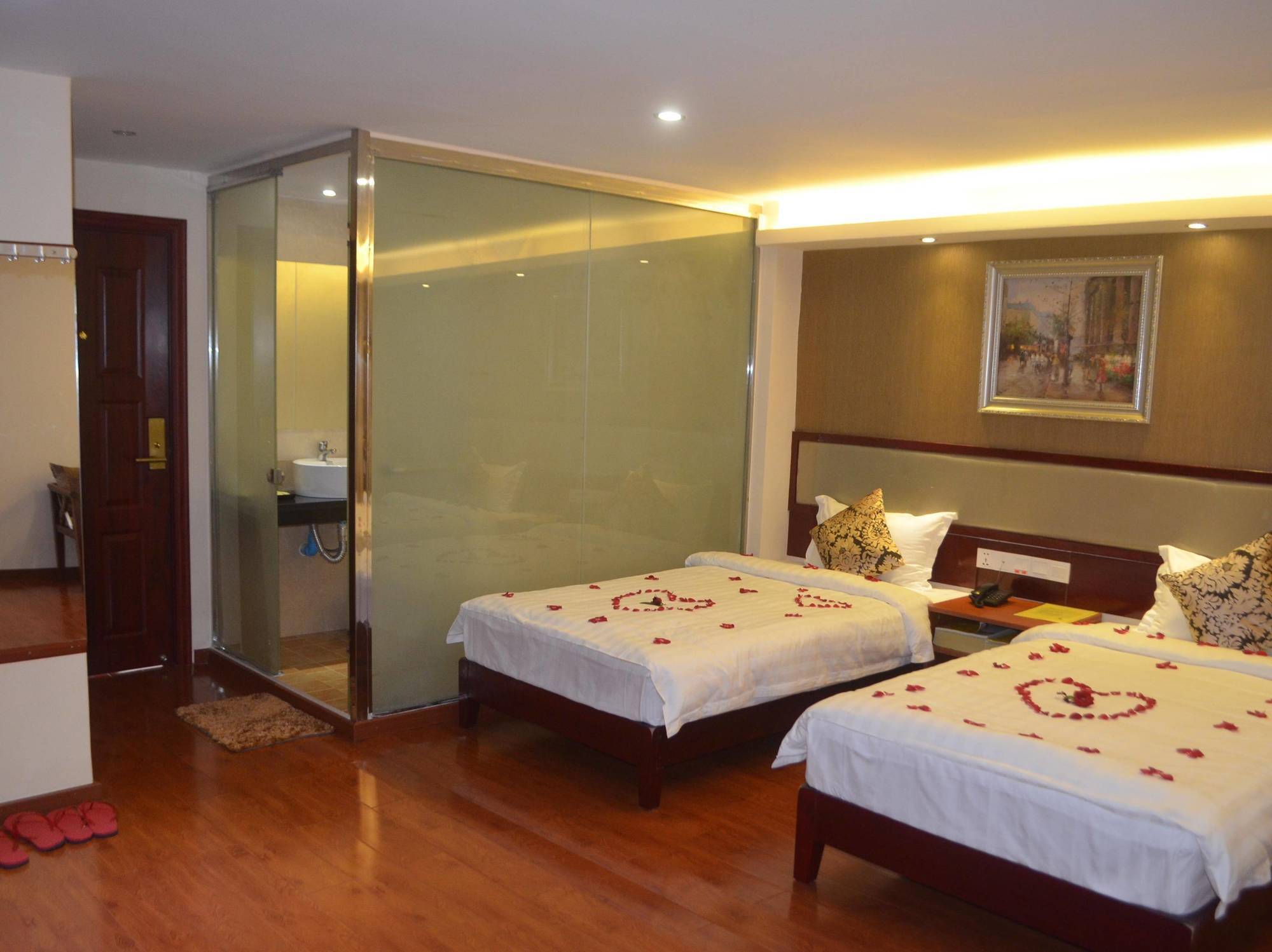 Good Luck Hotel 양곤 외부 사진