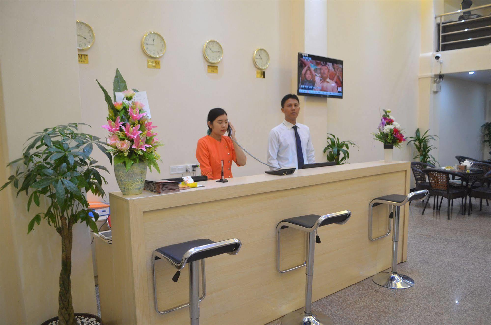 Good Luck Hotel 양곤 외부 사진